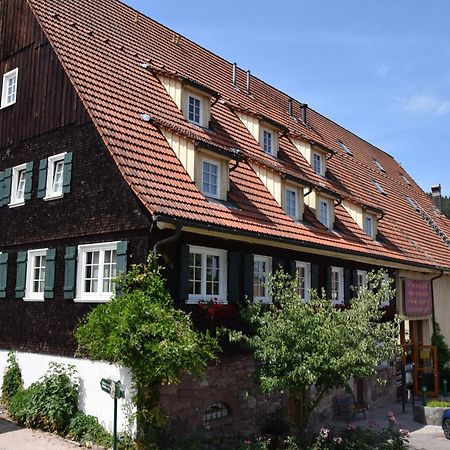 Gutshof-Hotel Waldknechtshof Baiersbronn Ngoại thất bức ảnh