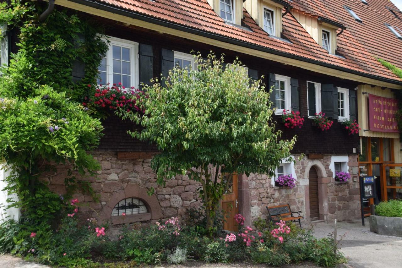 Gutshof-Hotel Waldknechtshof Baiersbronn Ngoại thất bức ảnh